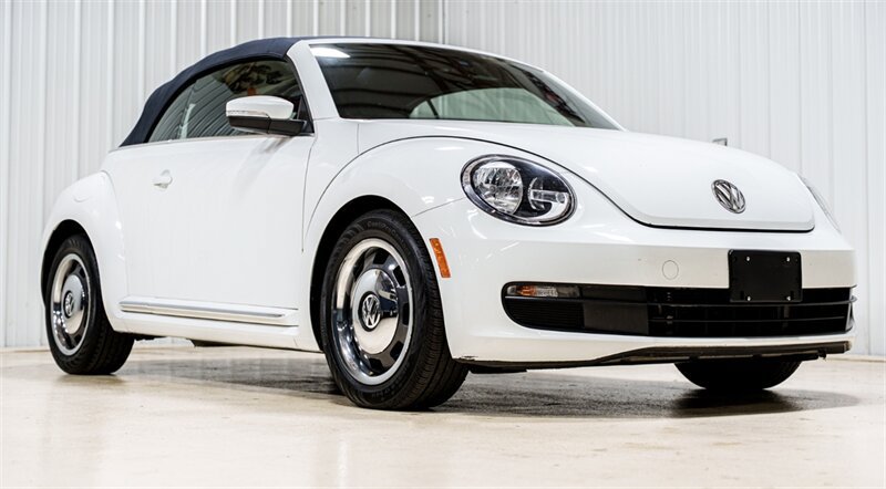Used 2016 Volkswagen Beetle 1.8T Denim FWD image 19