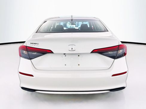 Used 2023 Honda Civic EX image 7