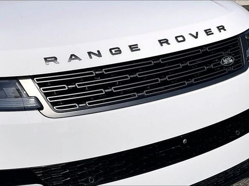Used 2023 Land Rover Range Rover Sport SE AWD/4WD image 30