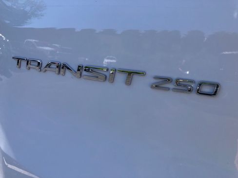 Used 2024 Ford Transit 250 Low Roof w/ Exterior Upgrade Package RWD image 16