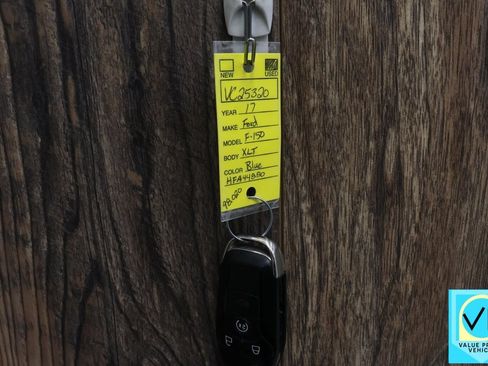 Used 2017 Ford F150 XLT w/ Equipment Group 302A Luxury image 39