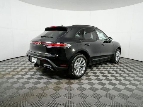 Certified 2026 Porsche Macan Turbo AWD/4WD image 29