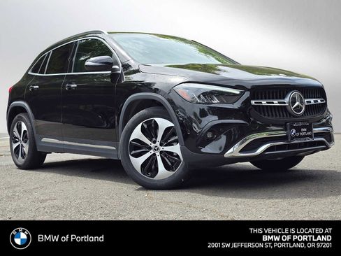 Used 2025 Mercedes-Benz GLA 250 image 1