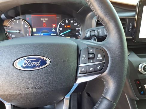 Used 2020 Ford Explorer Limited RWD image 10