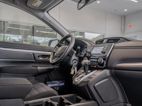 Used 2019 Honda CR-V LX image 18
