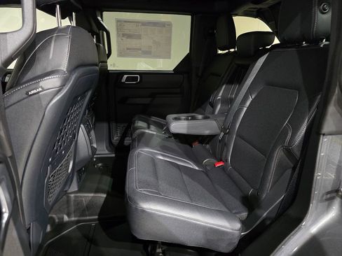 New 2025 Ford Bronco Badlands AWD/4WD image 33