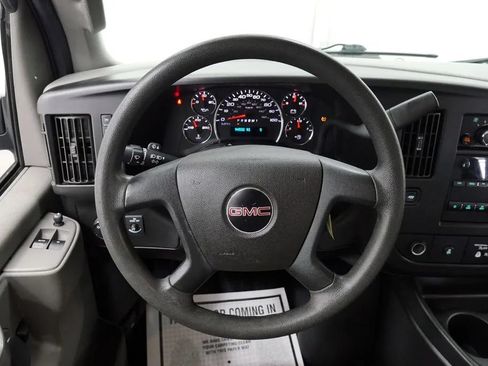 Used 2022 GMC Savana 2500 Extended RWD image 19