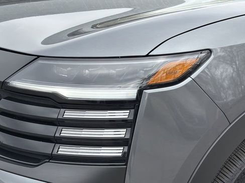 Certified 2025 Nissan Kicks SV image 25