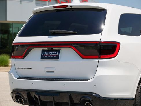 Used 2019 Dodge Durango R/T w/ Blacktop Package AWD/4WD image 17