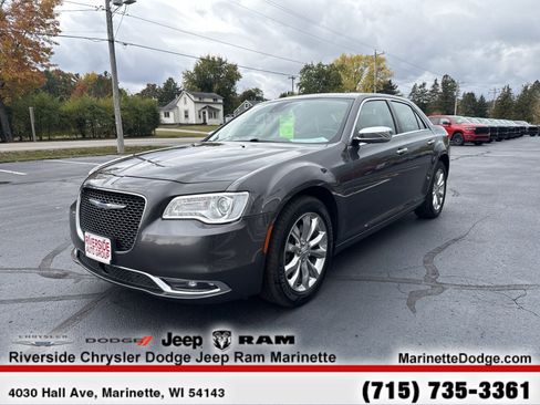 Used 2018 Chrysler 300 Limited w/ Safetytec Plus Group image 4