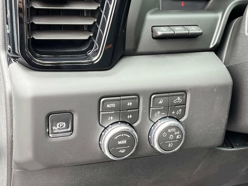 New 2026 GMC Sierra 1500 AT4 w/ AT4 Premium Package image 23