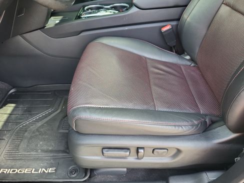 Certified 2024 Honda Ridgeline Black Edition image 23