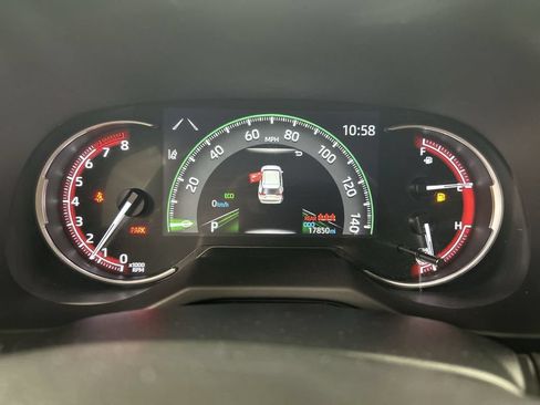 Used 2023 Toyota RAV4 LE AWD/4WD image 13