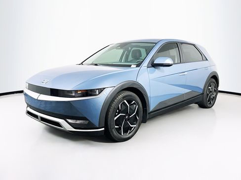 Used 2024 Hyundai Ioniq 5 SEL image 3