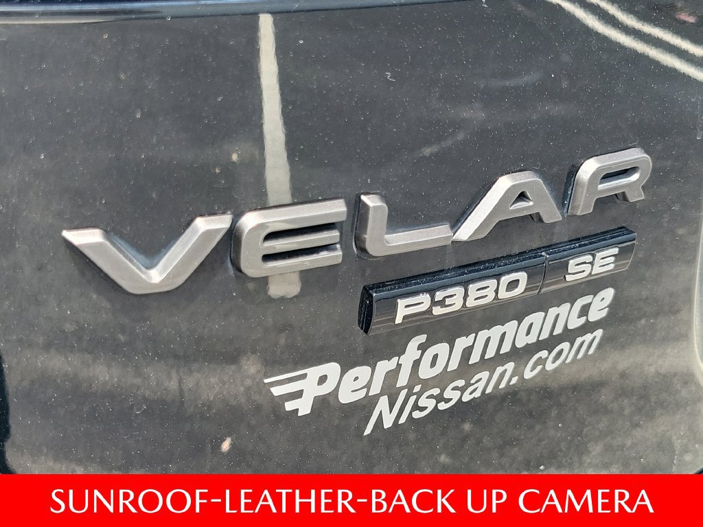 Used 2018 Land Rover Range Rover Velar R-Dynamic SE AWD/4WD image 12