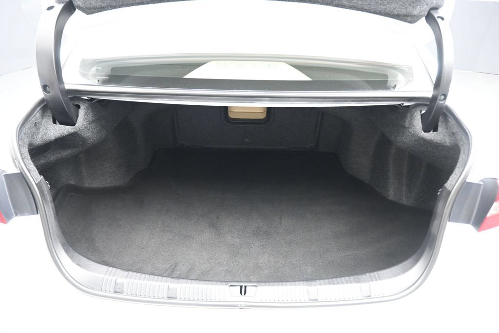 Used 2016 Toyota Avalon Limited w/ Toyota Safety Sense Package FWD image 47
