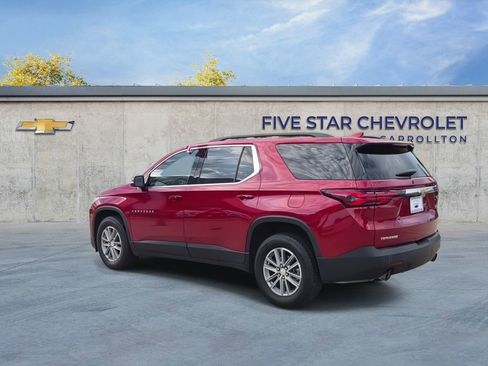 Used 2023 Chevrolet Traverse LT FWD image 6