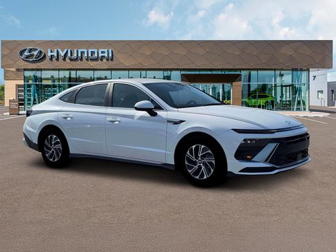 New 2026 Hyundai Sonata Blue image 10