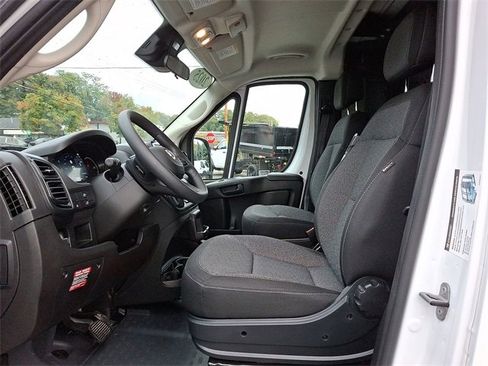 Used 2025 RAM ProMaster 2500 w/ U-Haul Equipment Group image 11