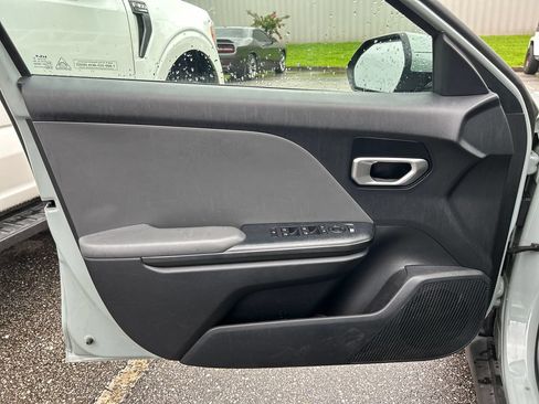 Used 2025 Kia K4 FWD image 9