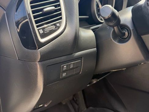 Used 2016 MAZDA MAZDA3 i Sport w/ Preferred Equipment Package image 13