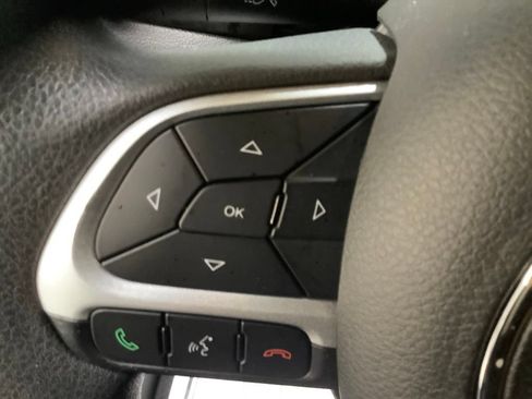 Used 2019 Jeep Renegade Sport AWD/4WD image 27
