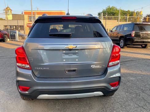 Used 2019 Chevrolet Trax LT w/ LT Convenience Package AWD/4WD image 10