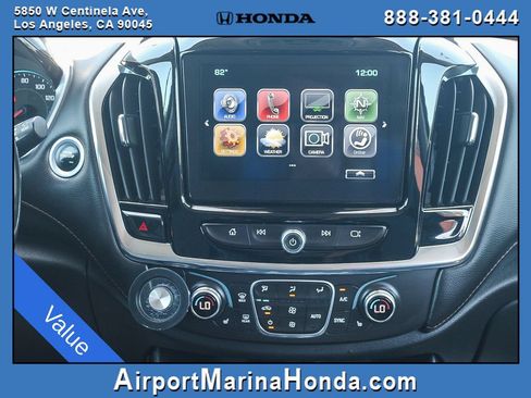 Used 2018 Chevrolet Traverse LT w/ LPO, Black Accent Package AWD/4WD image 13