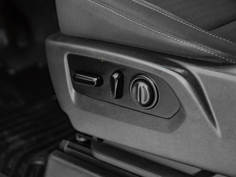 Used 2021 Chevrolet Silverado 1500 LT w/ Diesel Off-Road Package image 28