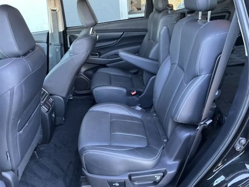 Certified 2023 Subaru Ascent Limited image 11
