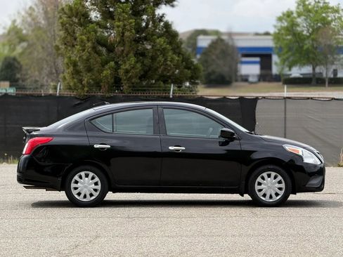 Used 2016 Nissan Versa S Plus image 7