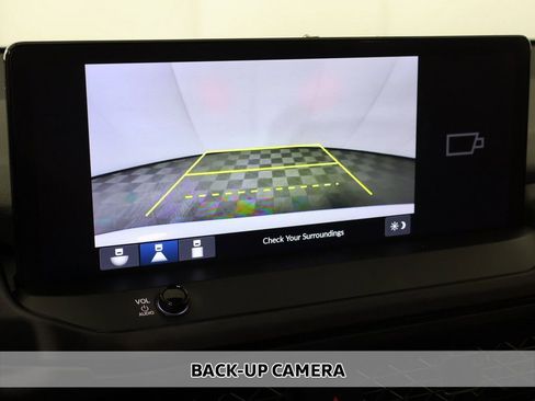 Used 2023 Honda Accord Sport image 4