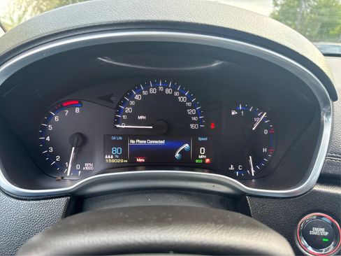 Used 2013 Cadillac SRX Luxury image 16