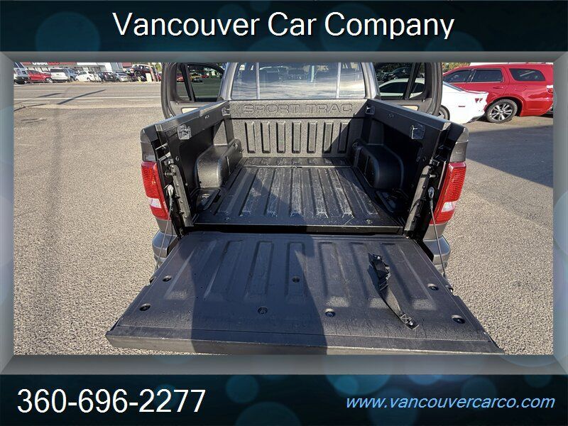 Used 2007 Ford Explorer Sport Trac Limited AWD/4WD image 24