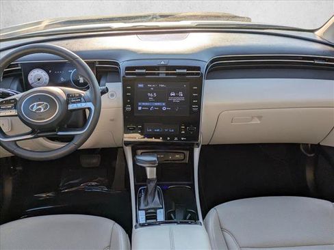 Used 2022 Hyundai Tucson SEL w/ Convenience + Premium Package FWD image 15