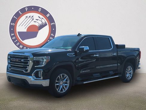 Used 2021 GMC Sierra 1500 SLT w/ SLT Premium Plus Package AWD/4WD image 1