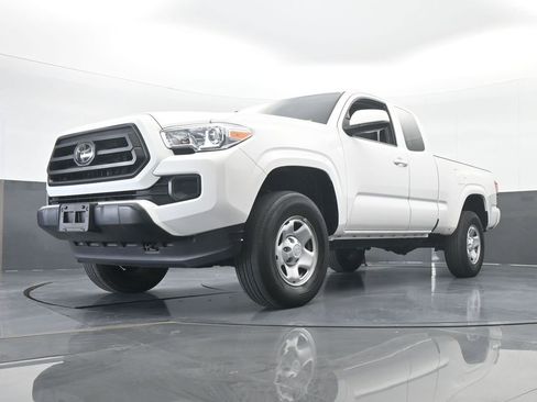 Used 2022 Toyota Tacoma SR image 50