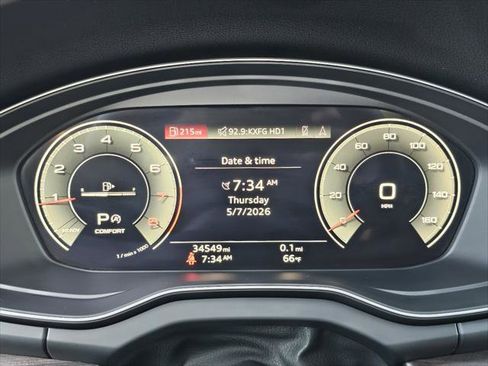 Used 2023 Audi Q5 2.0T Premium Plus w/ Premium Plus Package AWD/4WD image 12