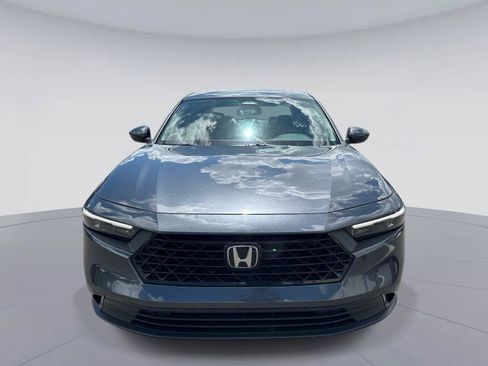 Certified 2023 Honda Accord EX image 9