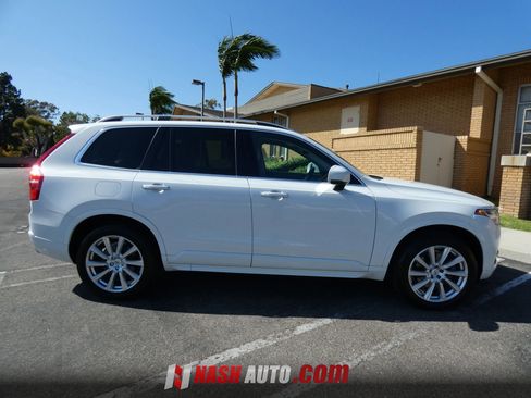 Used 2016 Volvo XC90 T6 Momentum w/ Momentum Plus Package AWD/4WD image 7