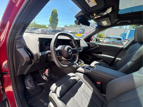 Used 2025 BMW X3 xDrive30i AWD/4WD image 12