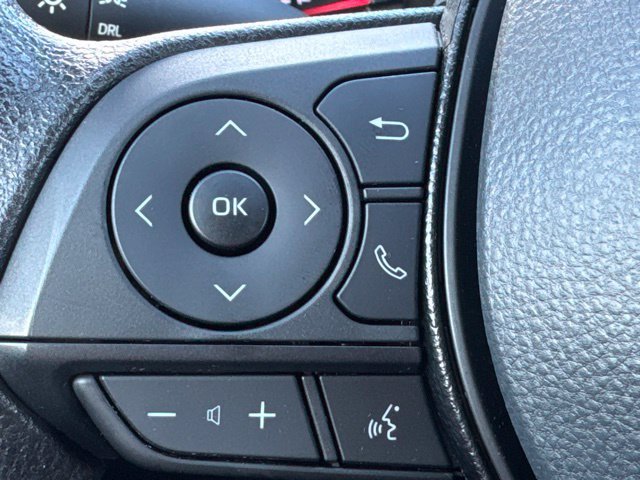 Used 2021 Toyota RAV4 LE AWD/4WD image 28