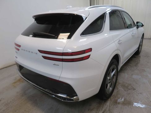 New 2026 Genesis GV70 2.5T Select AWD/4WD image 6