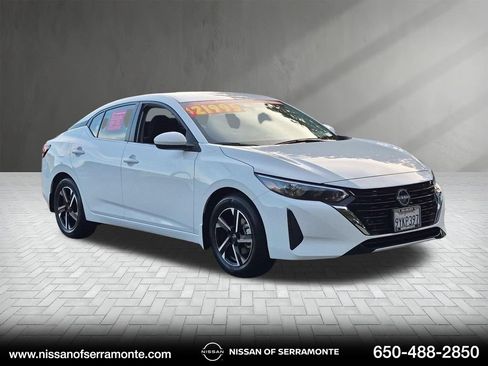 Used 2025 Nissan Sentra SV w/ All-Weather Package FWD image 1