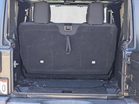 Used 2018 Jeep Wrangler Sport image 7