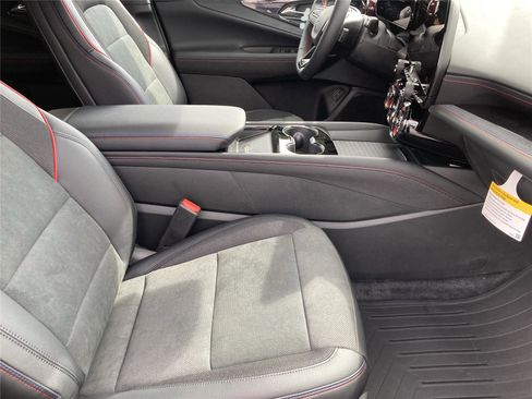 New 2026 Chevrolet Blazer EV RS image 26