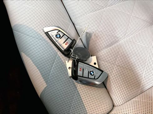 Certified 2023 BMW X5 xDrive45e w/ M Sport Package image 13