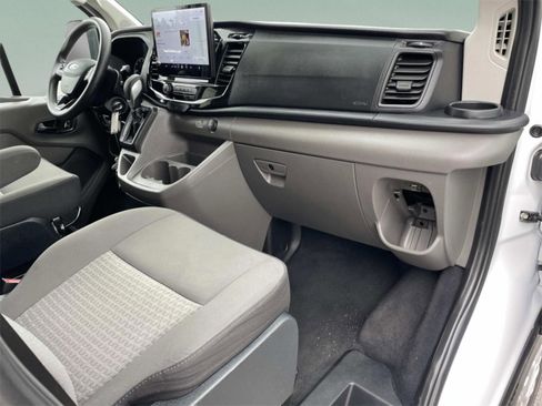 Used 2023 Ford Transit 350 XLT image 7