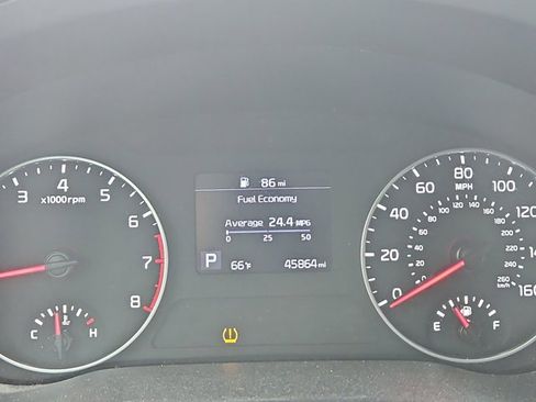 Used 2021 Kia Seltos S image 11