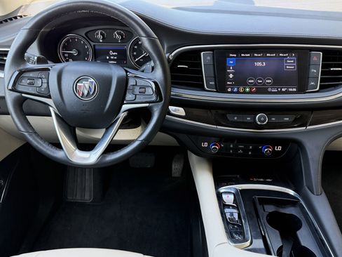 Used 2024 Buick Enclave Essence w/ Experience Buick Package image 5